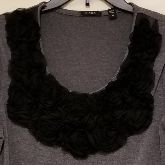 Vintage Starzzi Grey Flowered Neck Top size Medium - Picture 2 of 7